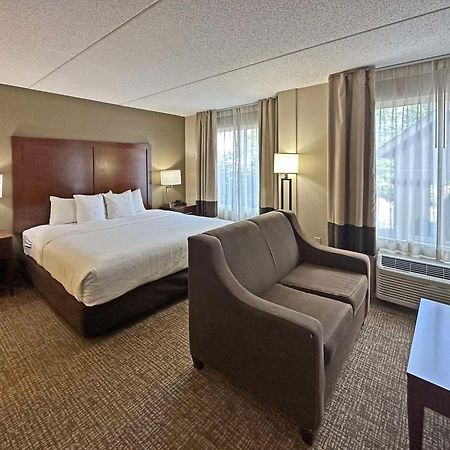 Comfort Suites Concord Mills Екстериор снимка